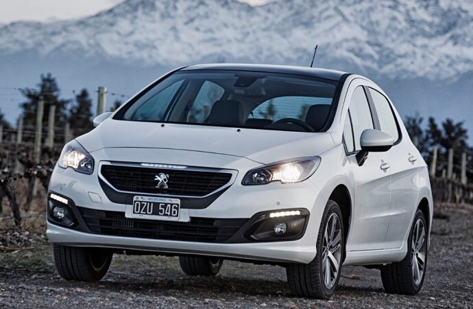 Primer contacto: Peugeot 308 y 408