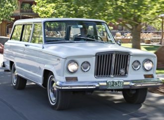 Modelos que pudieron ser argentinos: Jeep Wagonner