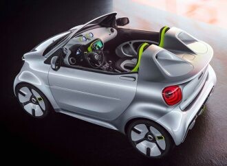 Geely se queda con la mitad de Smart