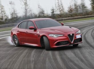 Alfa Romeo abandonará la plataforma de tracción trasera
