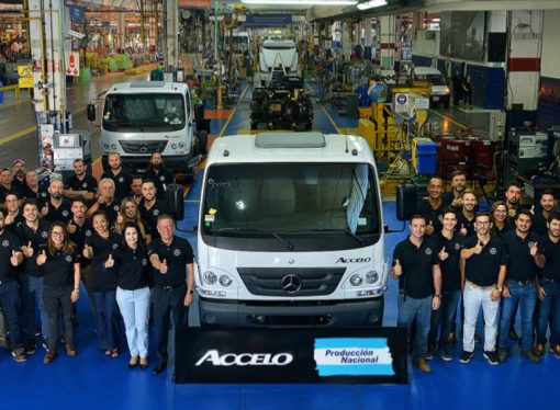 Mercedes comienza la producción del Accelo en la Argentina