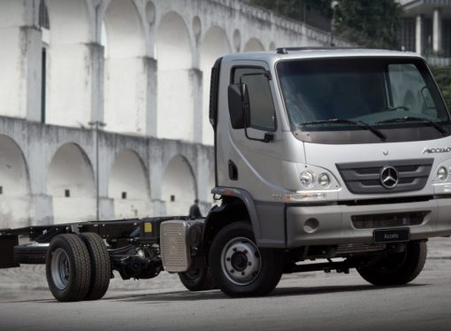 Mercedes lanza el Accelo nacional