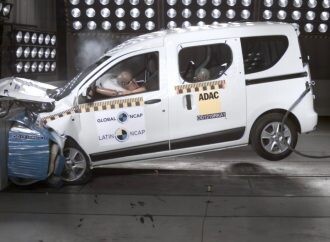 LatinNCAP: tres estrellas para el Renault Kangoo
