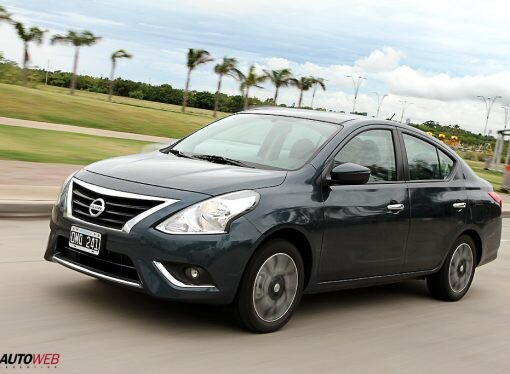 Prueba: Nissan Versa Exclusive AT