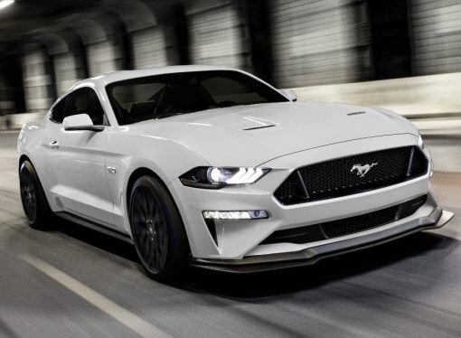 Ford lanza el restyling del Mustang