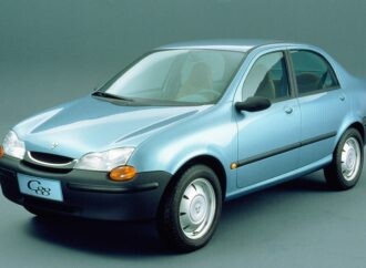 A 25 años del “low cost” que Porsche creó para China