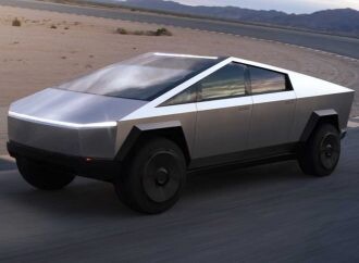 Elon Musk: “Cavamos nuestra propia tumba con el Cybertruck”