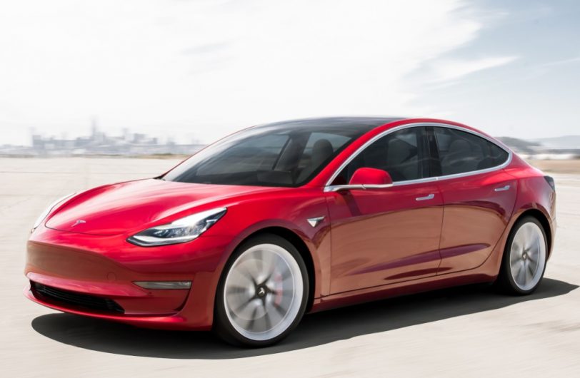 El Tesla Model 3 lidera cómodo las ventas mundiales de autos eléctricos