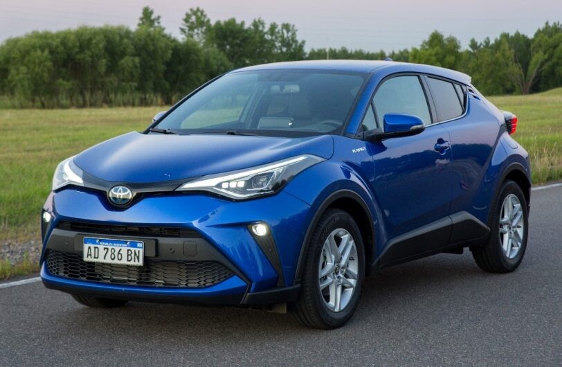 Toyota lanza el C-HR híbrido