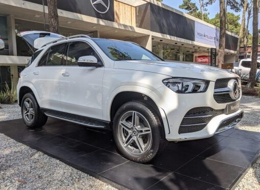 Mercedes anticipa la nueva GLE en la costa