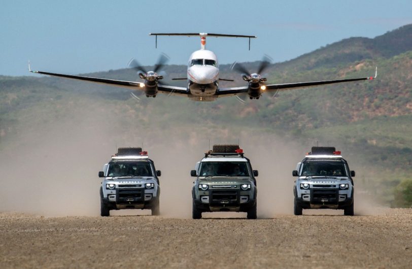 15 magníficas fotos de nuevo Land Rover Defender en Namibia