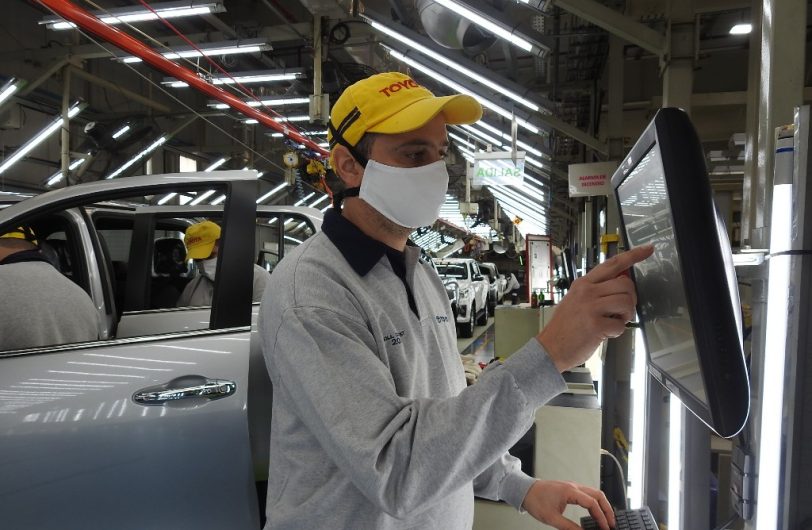Toyota reanuda la producción en Zárate