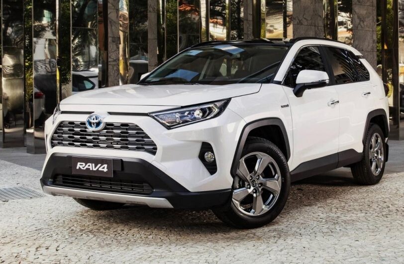 Toyota mejora el sistema multimedia de la Rav4