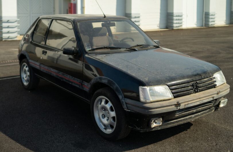 Peugeot restaurará clásicos: arranca con este 205 GTi