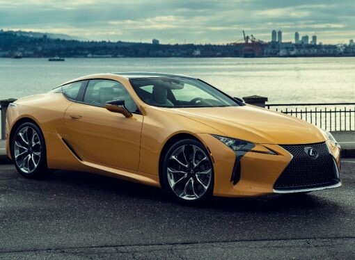 Lexus lanza el LC