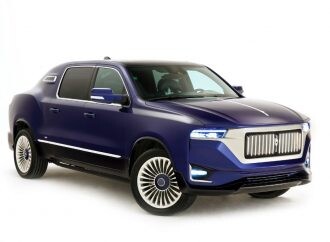 Transformó una Ram en un sedán de lujo