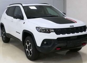 El Jeep Compass adelanta su rediseño en China