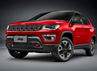 Jeep lanza el Compass Trailhawk turbodiesel