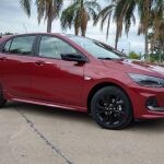 chevrolet onix RS estatica ad