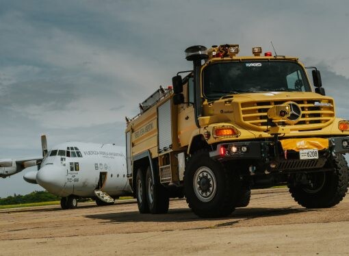 La Fuerza Aérea Argentina suma camiones de Mercedes