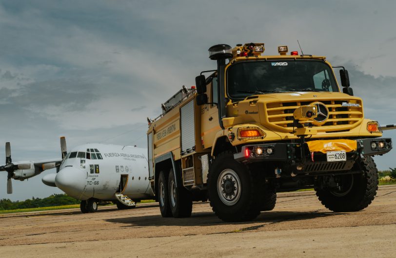 La Fuerza Aérea Argentina suma camiones de Mercedes