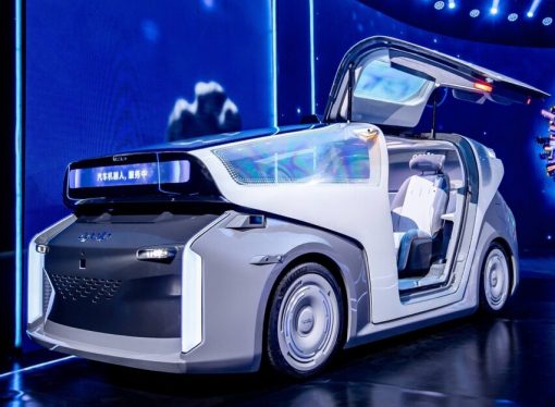 ¿Los autos del futuro serán como este robocar chino?