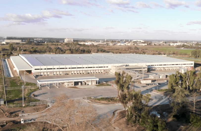 Volkswagen inauguró su nuevo centro logístico