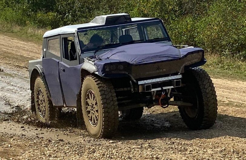 Fering Pioneer, el 4×4 híbrido con 7.000 km de autonomía