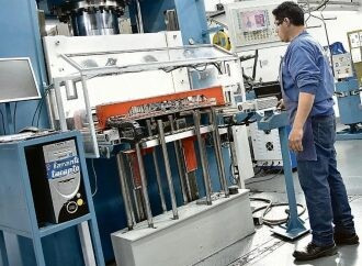 La mitad de las autopartistas sufre atrasos con los insumos importados