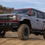 ford-bronco-raptor-primeras-fotos-3-618e38a01c79d-1024×1024