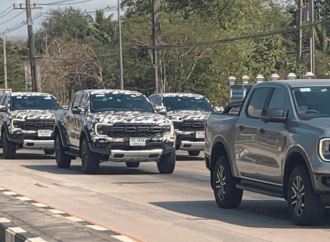 La nueva Ford Ranger Raptor deja ver su trompa
