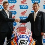 Takashi Fujisaki, Presidente de Honda Motor de Argentina y Sergio Affronti Ceo de YPF SA 1