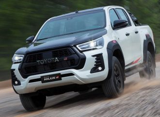 Toyota lanza la renovada Hilux GR-S en la Argentina