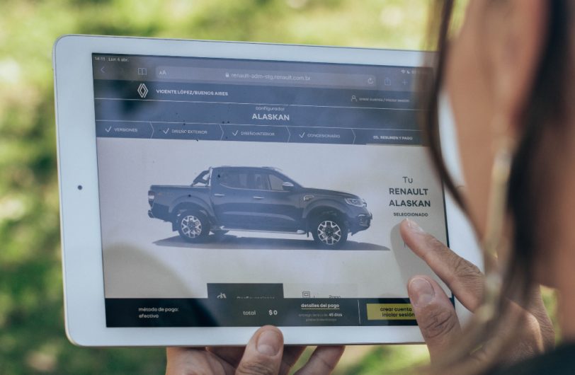 Renault lanza la venta online de su gama nacional