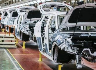 Por el Covid, bajan un 50 por ciento las ventas de autos en China