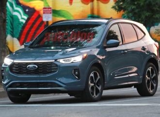 El rediseño del Ford Kuga se destapa por completo