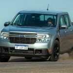 Ford Maverick curva