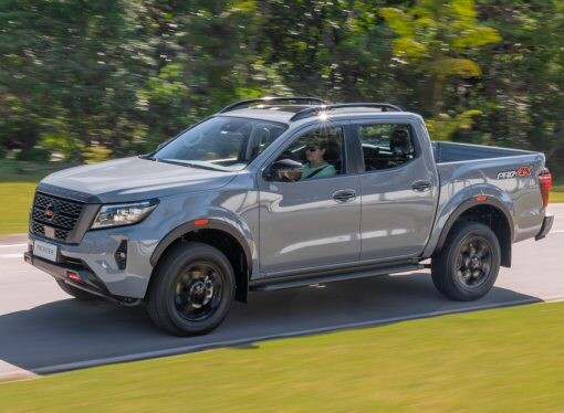 Contacto: Nissan Frontier Pro-4x