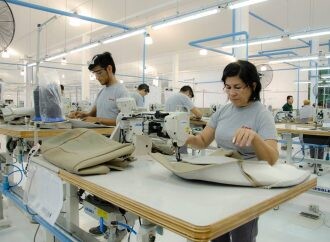 El acuerdo entre Toyota e YPF Luz se extiende a dos proveedores