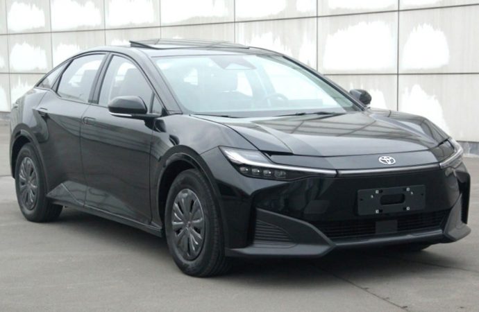 Toyota fabricará el Corolla eléctrico en China