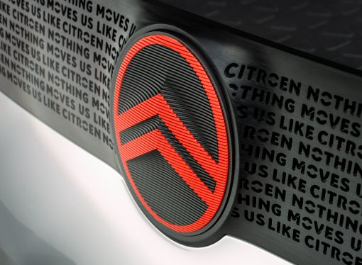 Citroën reinterpreta su logo sobre la base del original de 1919