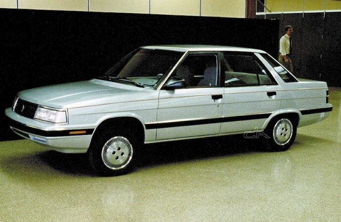 Así era el R9 XL que Renault pensó para Estados Unidos