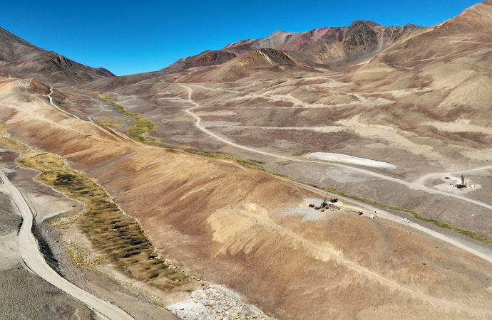 Stellantis utilizará cobre argentino en sus autos eléctricos