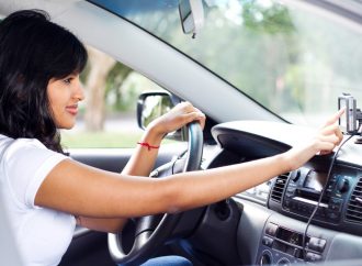 Crecen las búsquedas de automóviles por parte de mujeres