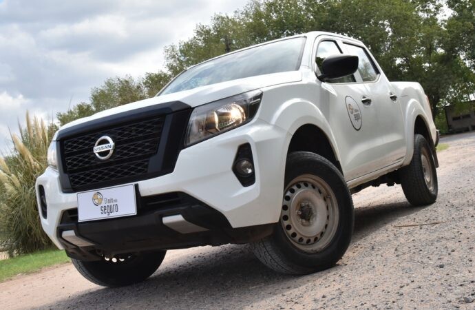 Nissan Frontier reconocida como “Pickup mediana más segura” por CESVI en Argentina