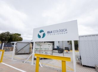 Iveco Group celebró el primer aniversario de su Isla Ecológica