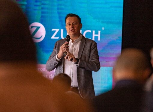Volkswagen y Zurich presentan un programa de seguros pionero para la industria automotriz