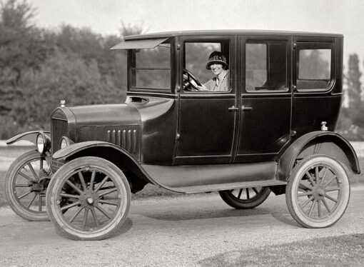 Cómo era manejar un automóvil hace 100 años