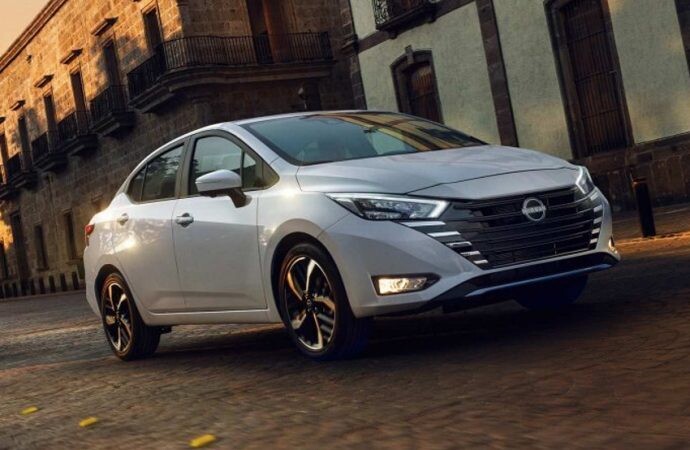 Nissan lanza el rediseño del Versa en la Argentina