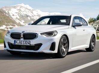 BMW lanza una versión de acceso de la Serie 2 Coupé en la Argentina